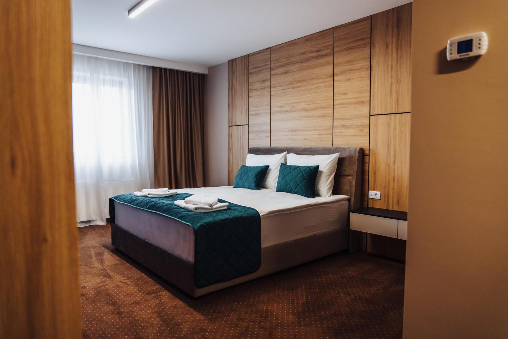 Hotel Brcko Gas Sarajevo Lukavica Exterior foto
